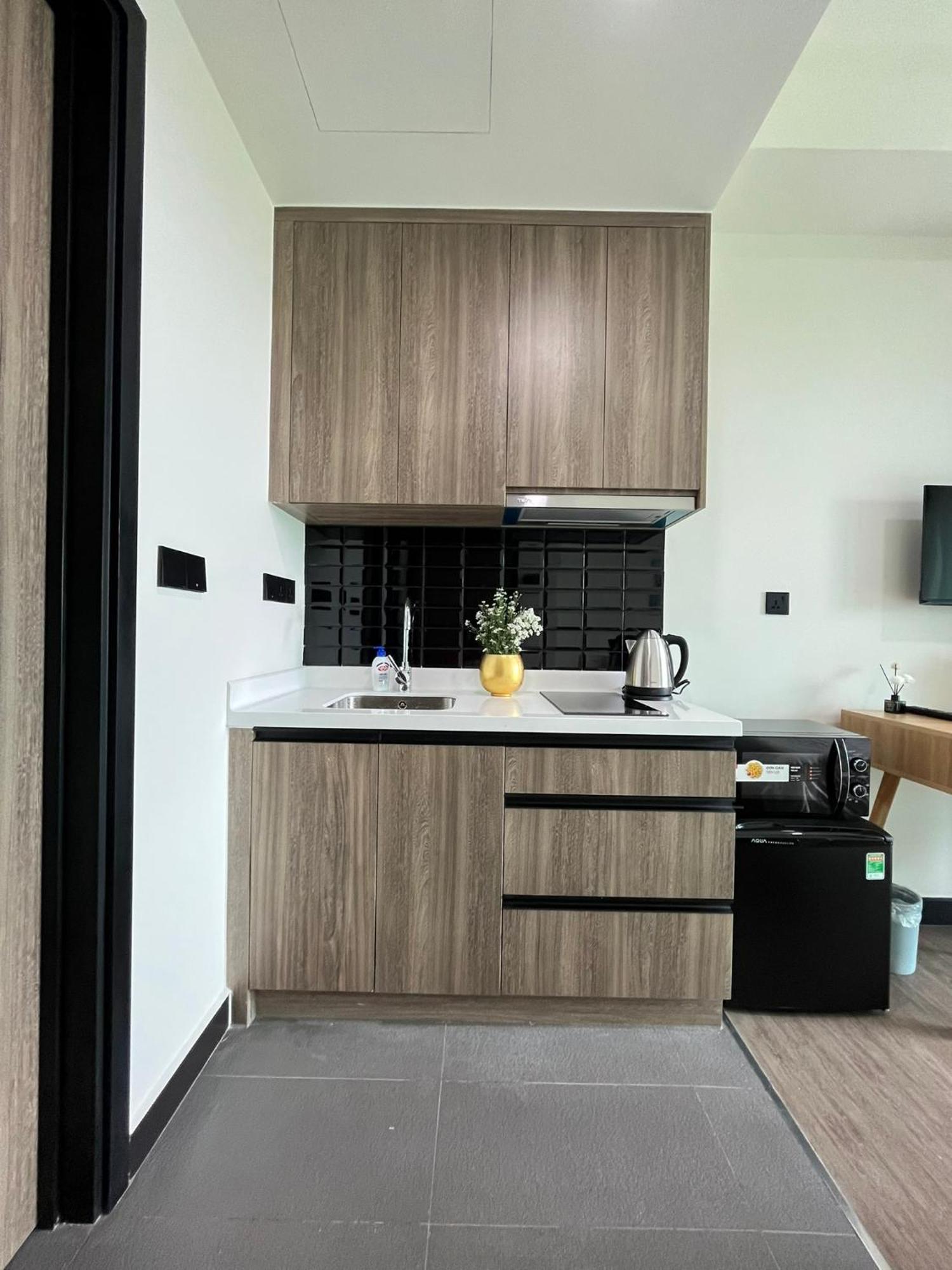 Tropical House - New Apartment At Delasol Ho Chi Minh City Bagian luar foto