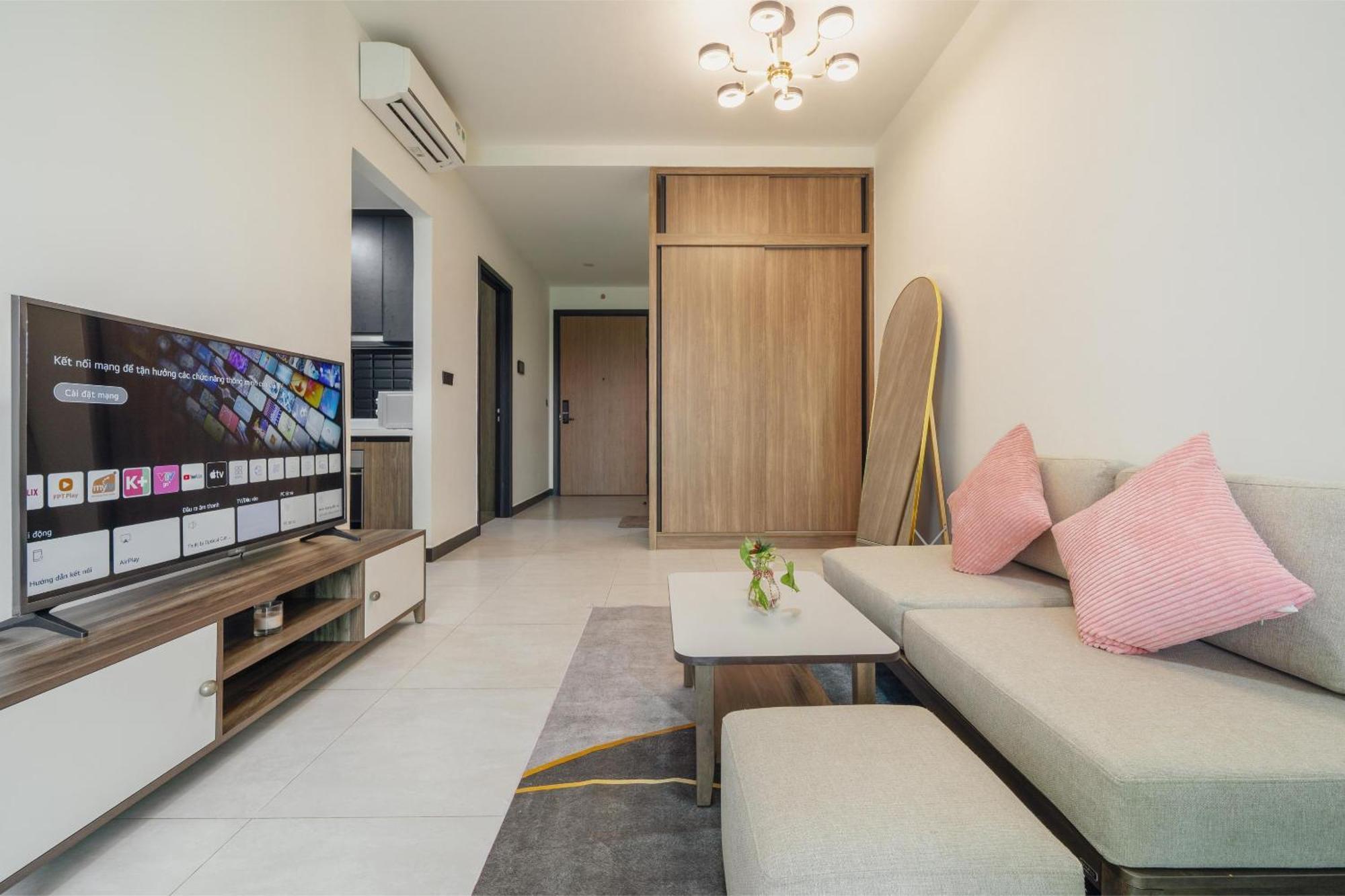 Tropical House - New Apartment At Delasol Ho Chi Minh City Bagian luar foto