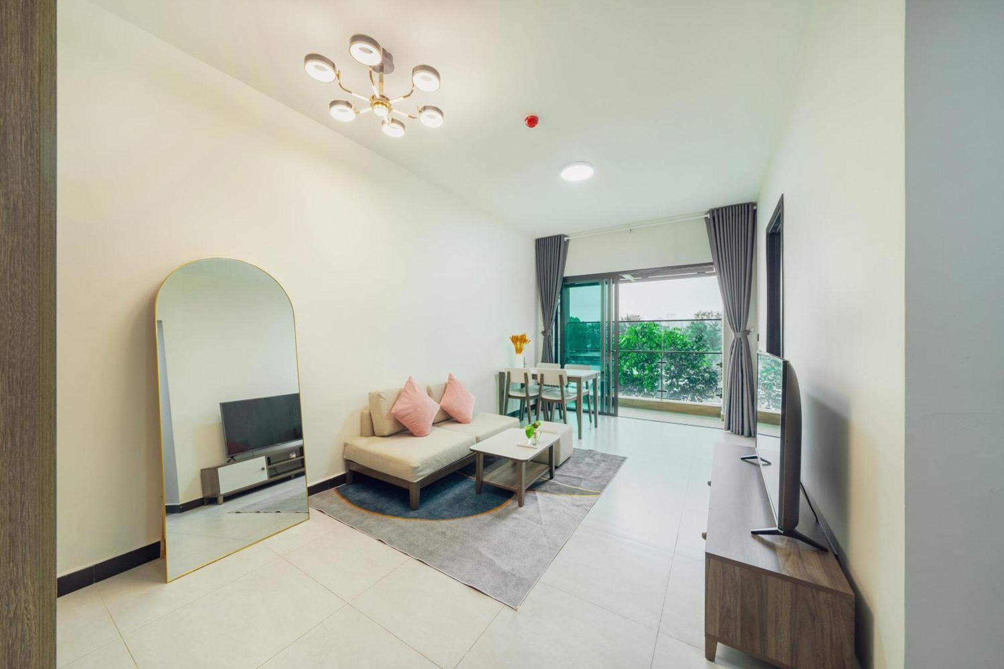 Tropical House - New Apartment At Delasol Ho Chi Minh City Bagian luar foto