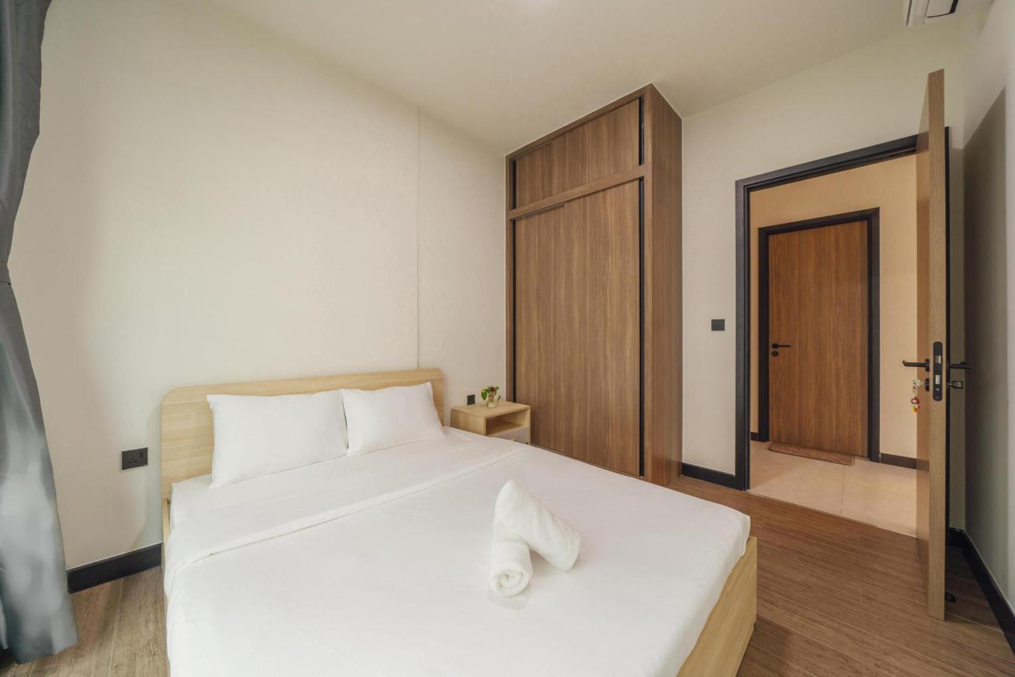 Tropical House - New Apartment At Delasol Ho Chi Minh City Bagian luar foto