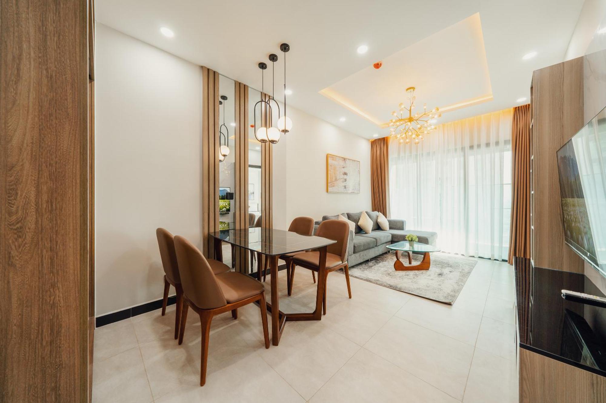 Tropical House - New Apartment At Delasol Ho Chi Minh City Bagian luar foto