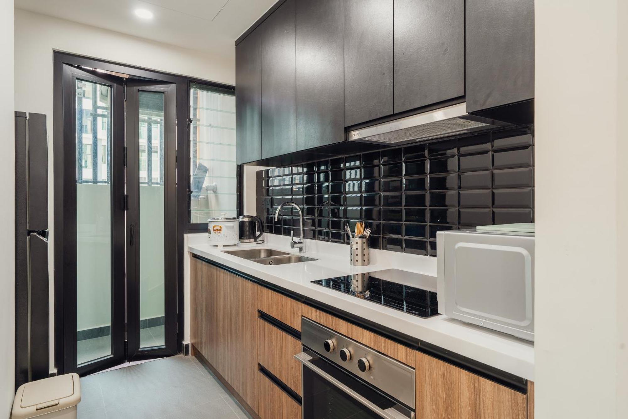 Tropical House - New Apartment At Delasol Ho Chi Minh City Bagian luar foto