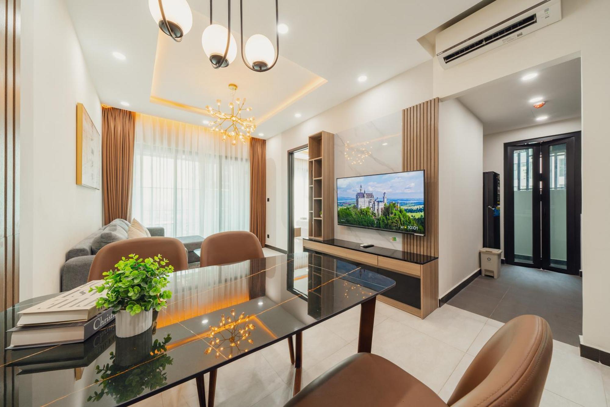 Tropical House - New Apartment At Delasol Ho Chi Minh City Bagian luar foto