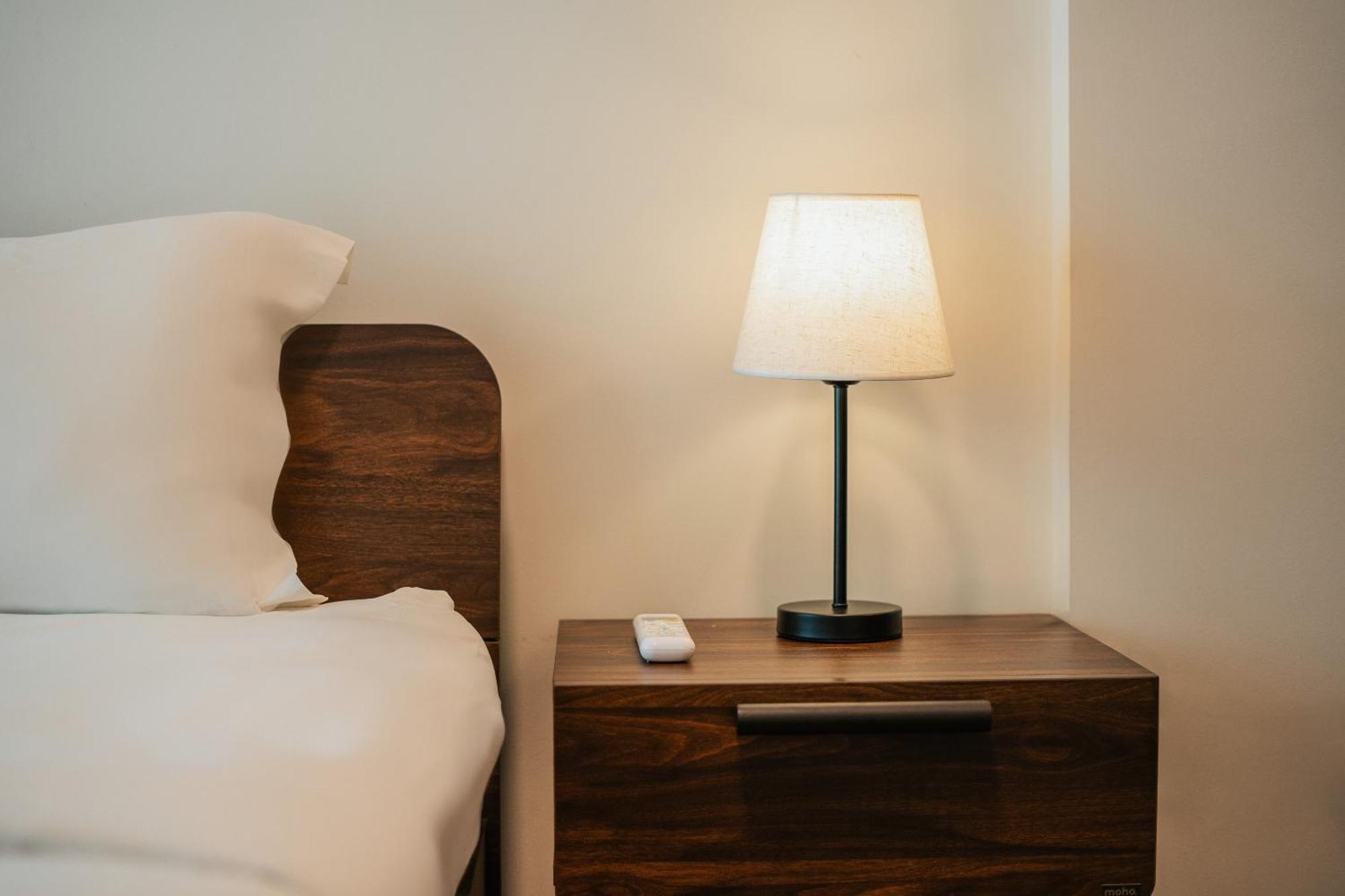 Tropical House - New Apartment At Delasol Ho Chi Minh City Bagian luar foto