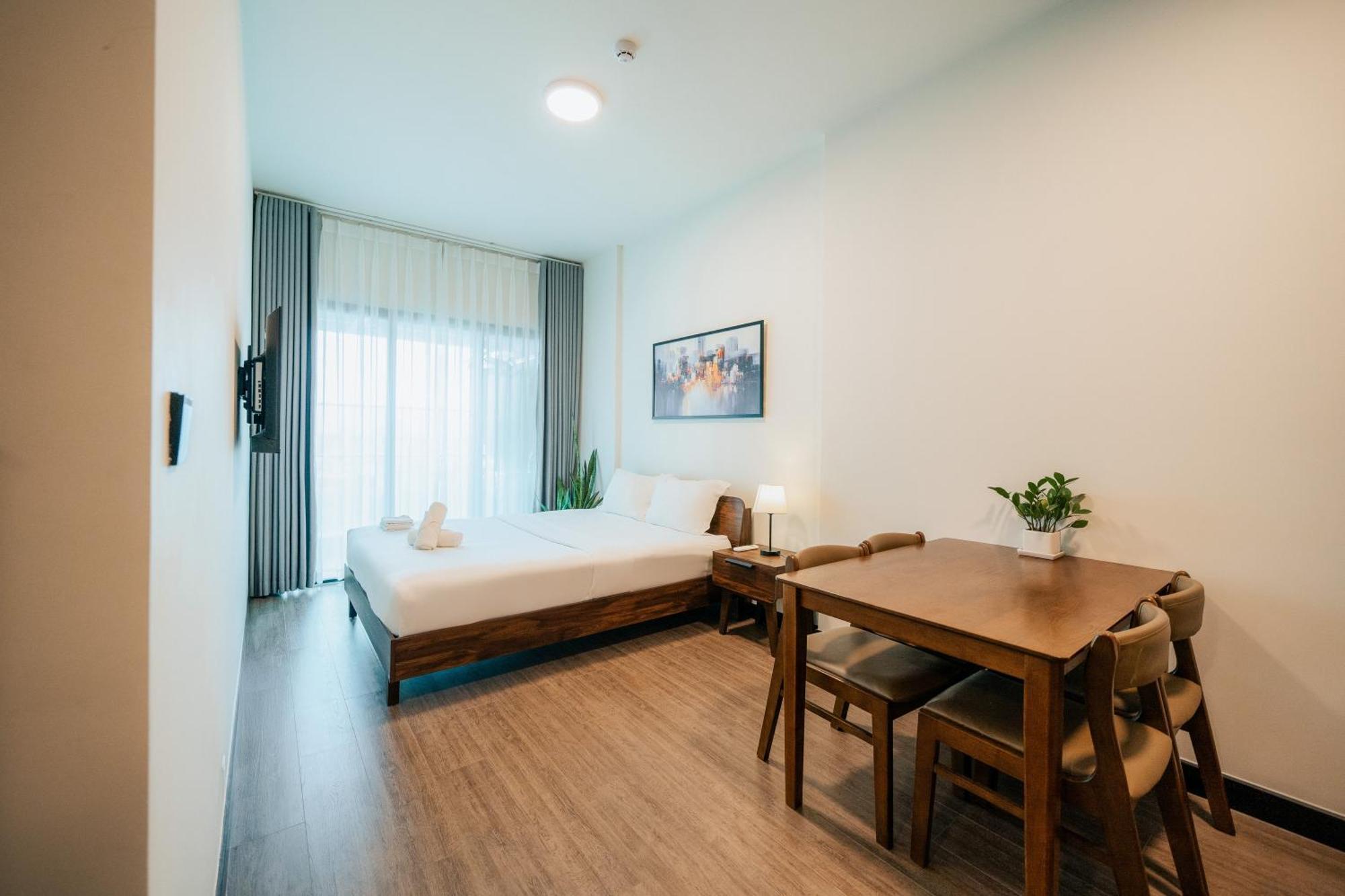 Tropical House - New Apartment At Delasol Ho Chi Minh City Bagian luar foto